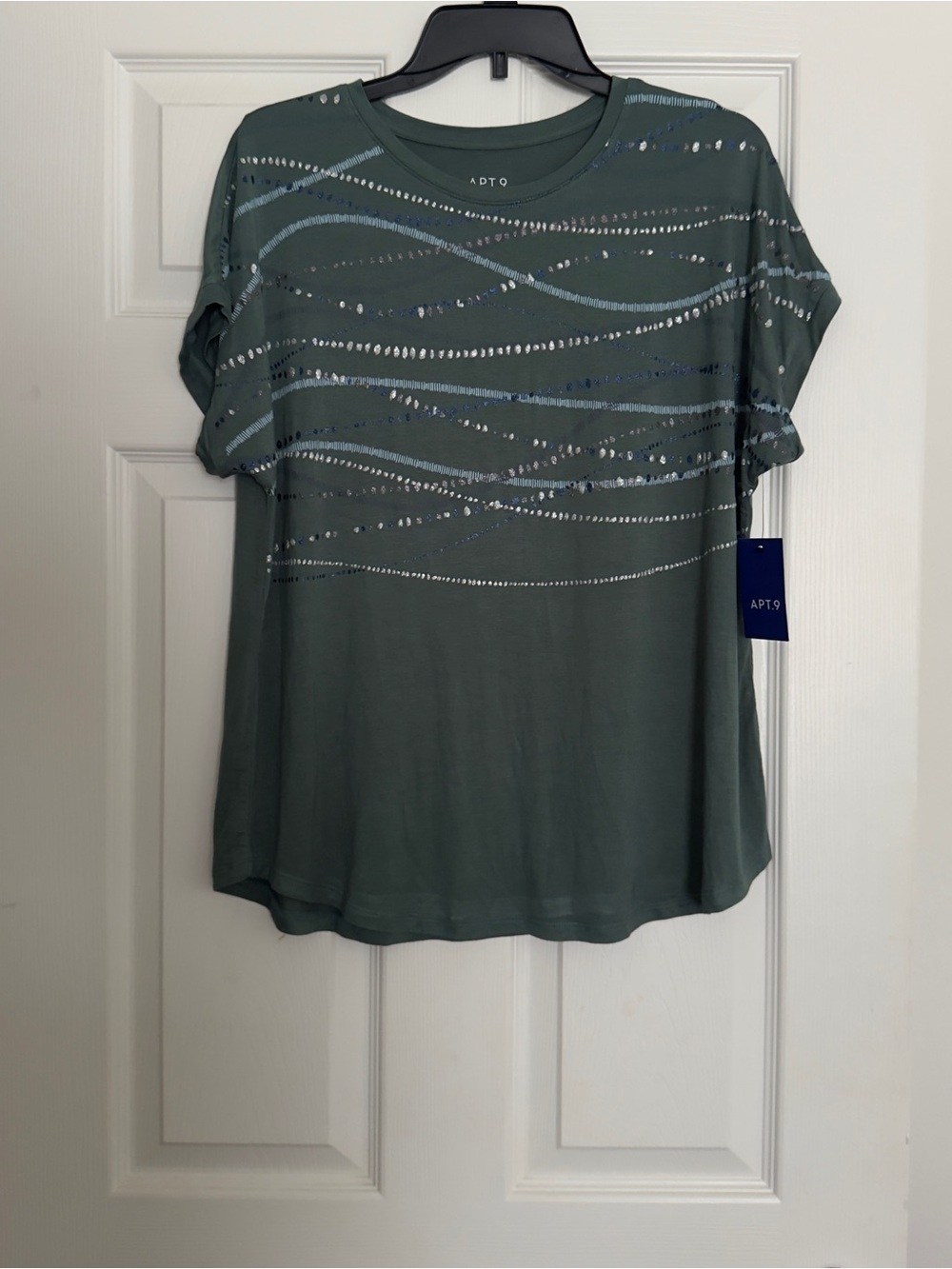NWT Apt. 9 Green Short Sleeve Embellished Tee Size L